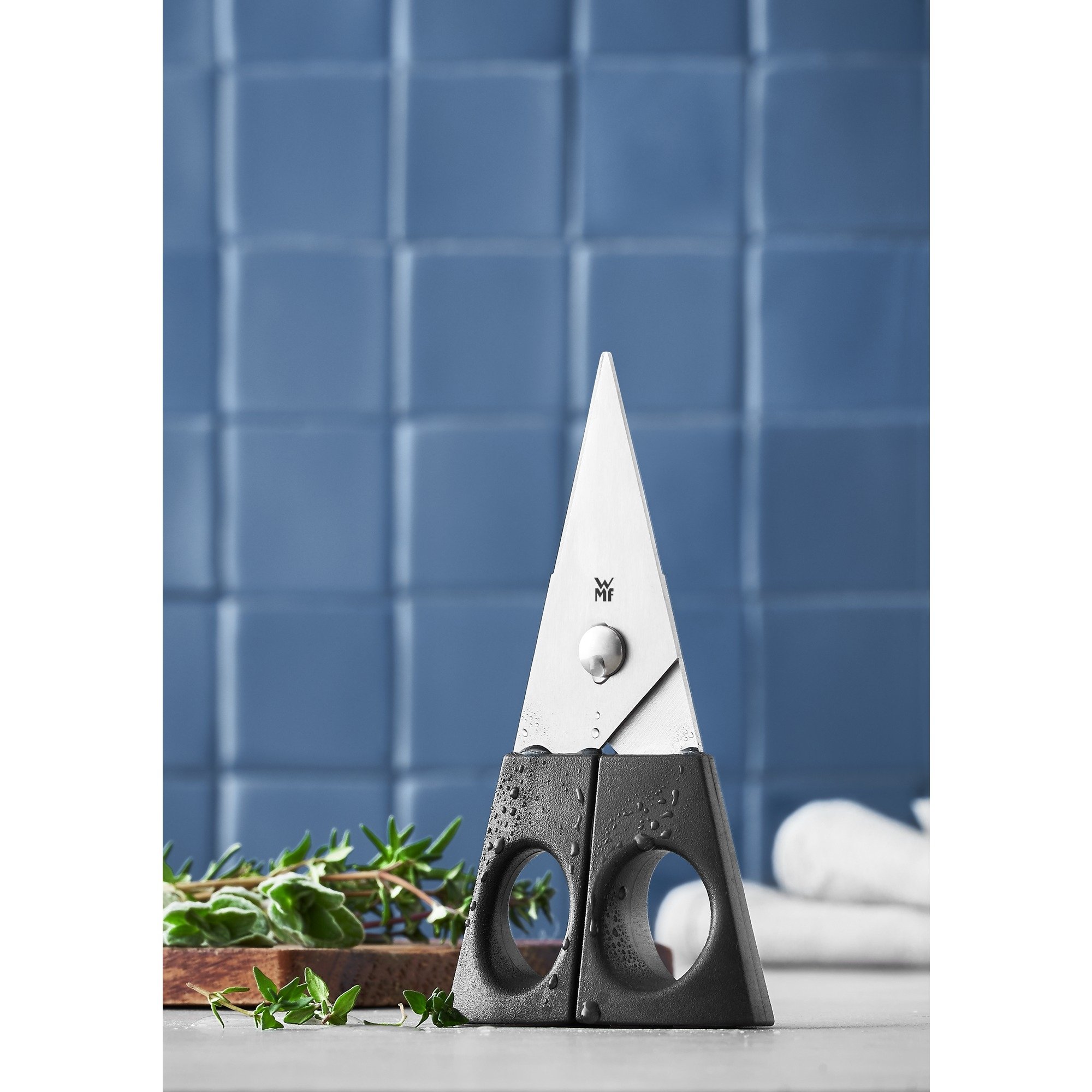 wmf-kr-uterschere-13-cm-klingenstahl-mit-kunststoffgriff image 2
